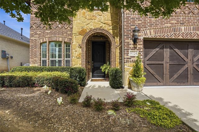 9724 Mountain Laurel Trail, Fort Worth, TX 76036
