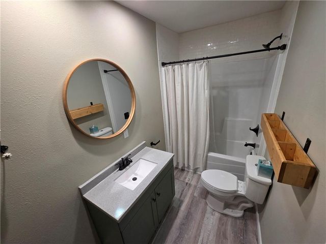 435 N Tower Street, Nevada, MO 64772