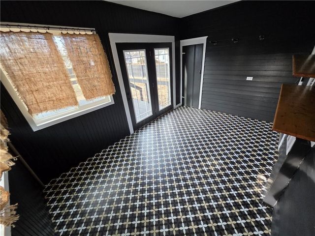 435 N Tower Street, Nevada, MO 64772