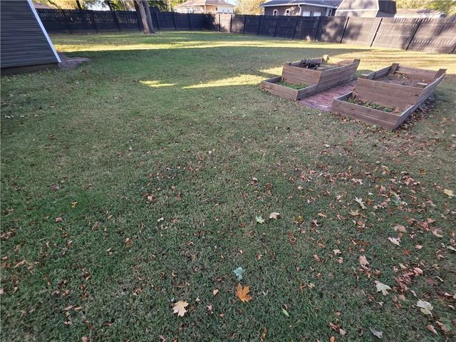 435 N Tower Street, Nevada, MO 64772