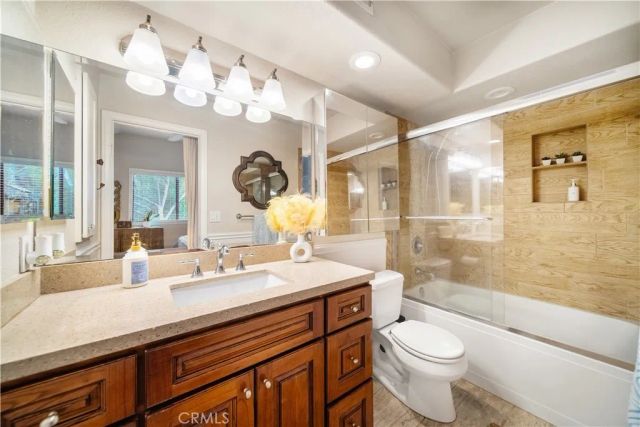 2071 Meadow View Lane, Costa Mesa, CA 92627
