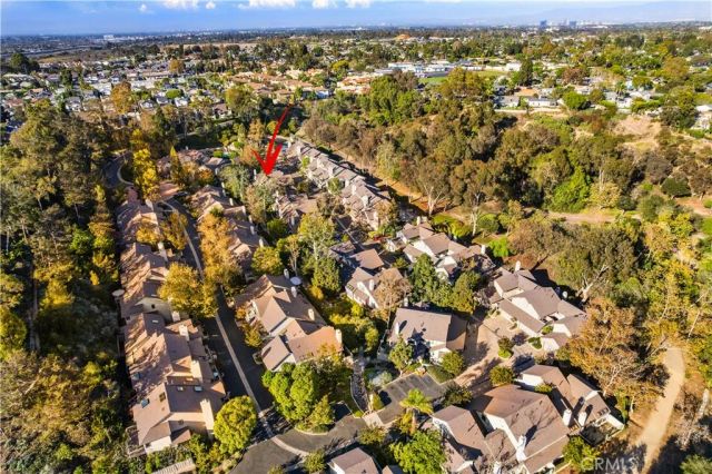 2071 Meadow View Lane, Costa Mesa, CA 92627