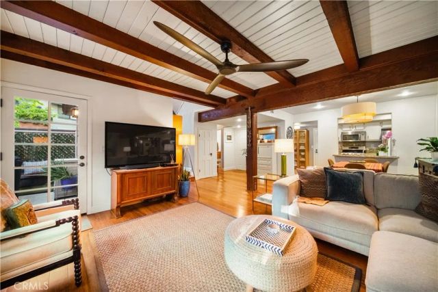 2071 Meadow View Lane, Costa Mesa, CA 92627