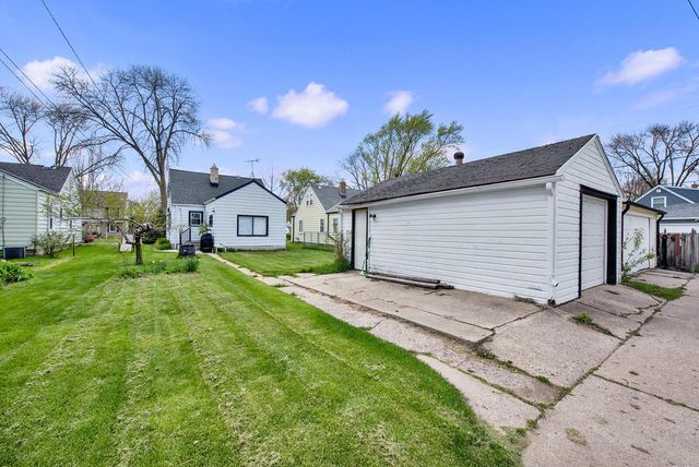 3326 Lenox STREET, Milwaukee, WI 53207