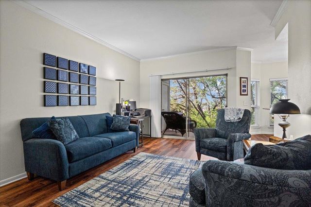6000 Shepherd MTN 2109, Austin, TX 78730