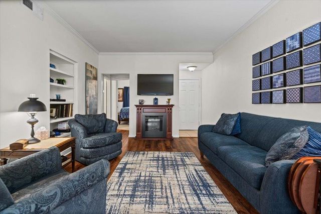 6000 Shepherd MTN 2109, Austin, TX 78730