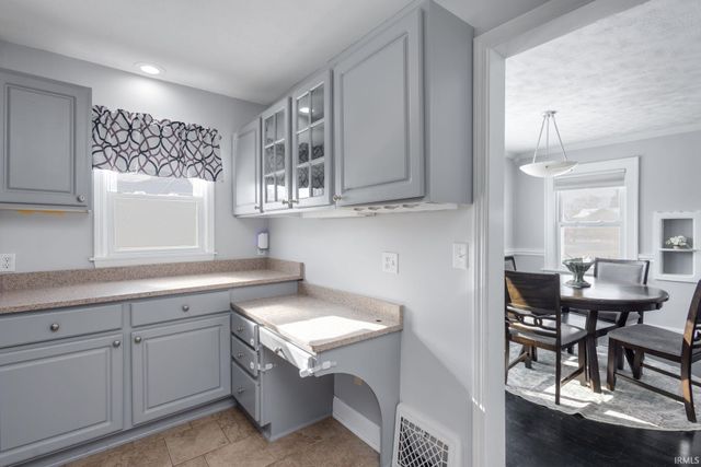 402 N Victoria Street, Mishawaka, IN 46544