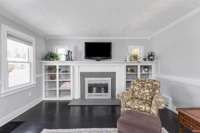 402 N Victoria Street, Mishawaka, IN 46544