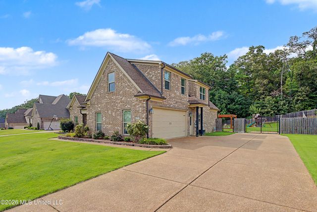 4592 Bakersfield Drive, Nesbit, MS 38651