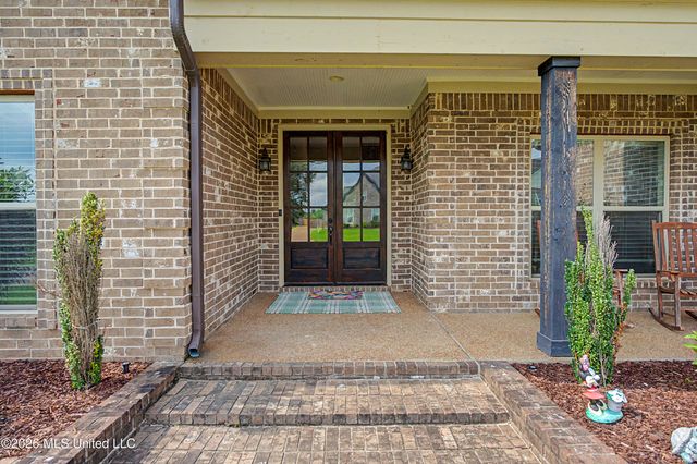 4592 Bakersfield Drive, Nesbit, MS 38651