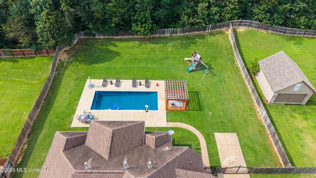 4592 Bakersfield Drive, Nesbit, MS 38651