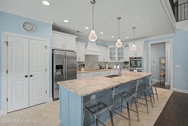 4592 Bakersfield Drive, Nesbit, MS 38651