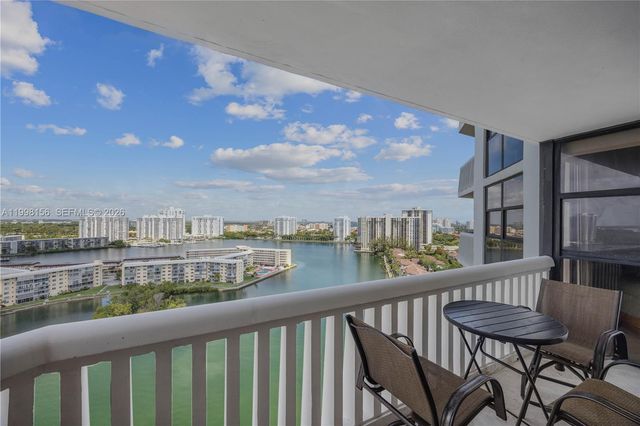 1000 W Island Boulevard 1910, Aventura, FL 33160