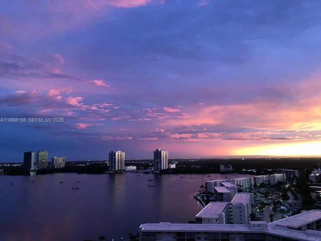 1000 W Island Boulevard 1910, Aventura, FL 33160