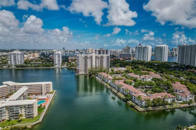1000 W Island Boulevard 1910, Aventura, FL 33160