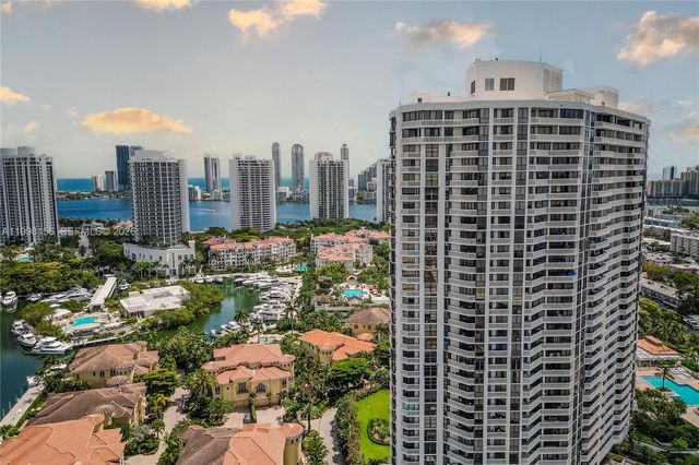 1000 W Island Boulevard 1910, Aventura, FL 33160