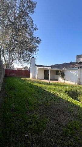 4249 W Michigan Avenue, Fresno, CA 93722