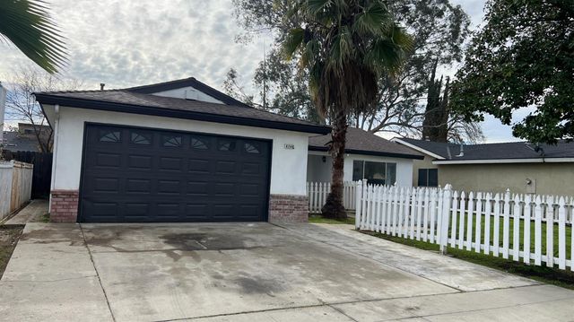 4249 W Michigan Avenue, Fresno, CA 93722