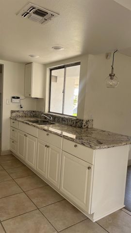 4249 W Michigan Avenue, Fresno, CA 93722