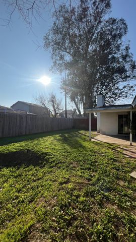 4249 W Michigan Avenue, Fresno, CA 93722