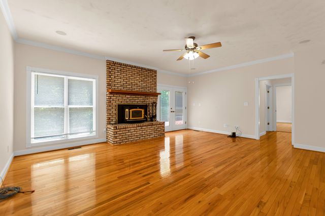 1400 Slaydenwood Rd, Cumberland Furnace, TN 37051