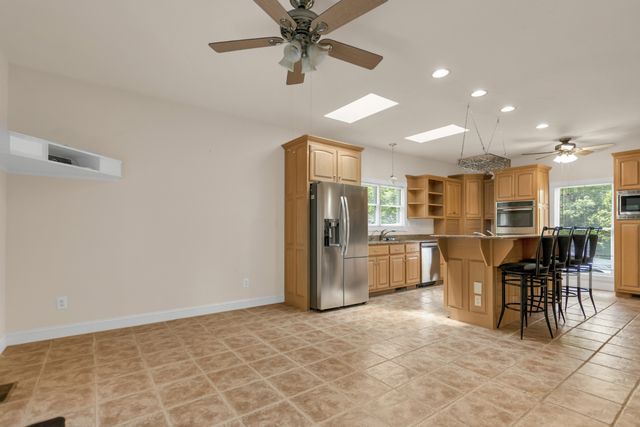 1400 Slaydenwood Rd, Cumberland Furnace, TN 37051