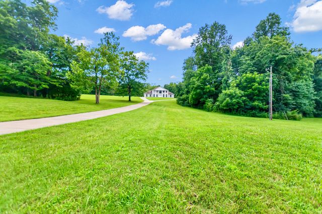 1400 Slaydenwood Rd, Cumberland Furnace, TN 37051