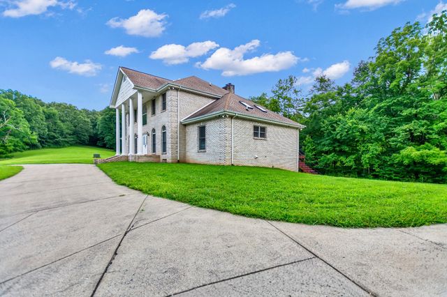 1400 Slaydenwood Rd, Cumberland Furnace, TN 37051