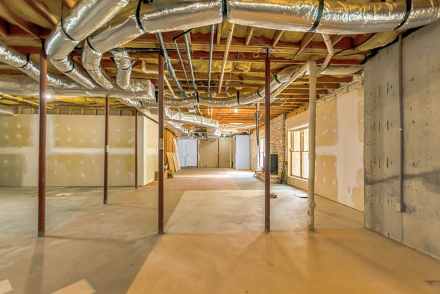 1400 Slaydenwood Rd, Cumberland Furnace, TN 37051