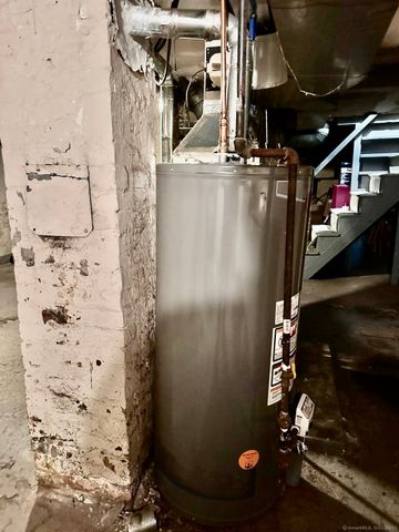 444 Poplar Street, New Haven, CT 06513