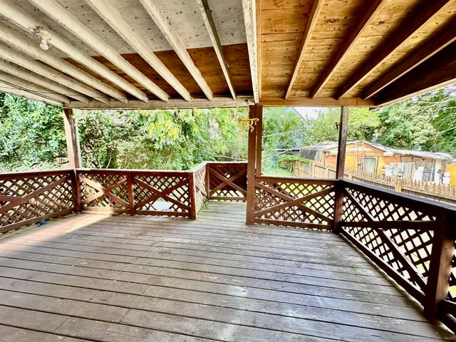 444 Poplar Street, New Haven, CT 06513