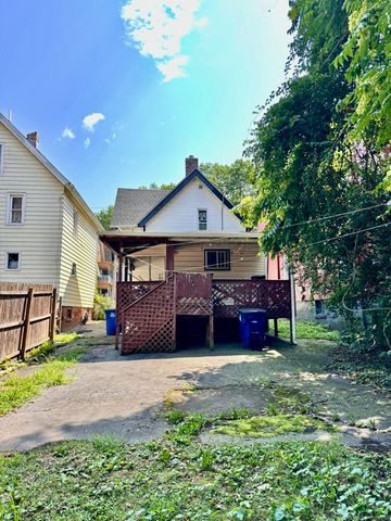 444 Poplar Street, New Haven, CT 06513