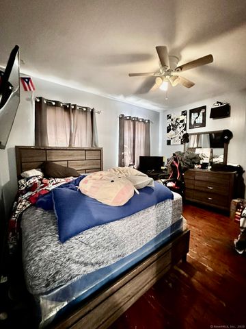 444 Poplar Street, New Haven, CT 06513