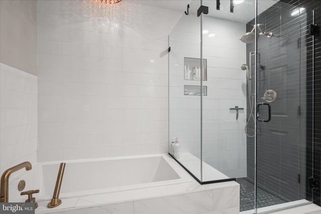 5350 43RD ST NW, Washington, DC 20015