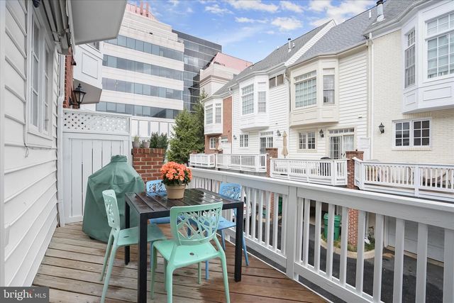 5350 43RD ST NW, Washington, DC 20015