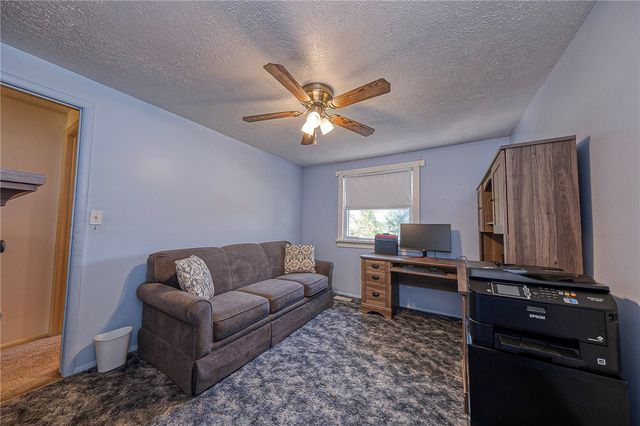 417 Linden Dr, West Deer, PA 15024