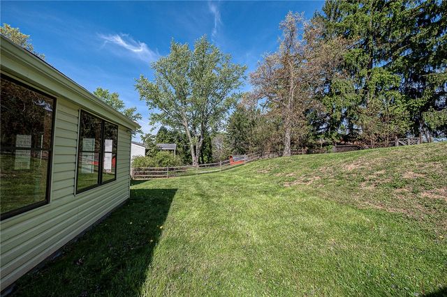 417 Linden Dr, West Deer, PA 15024