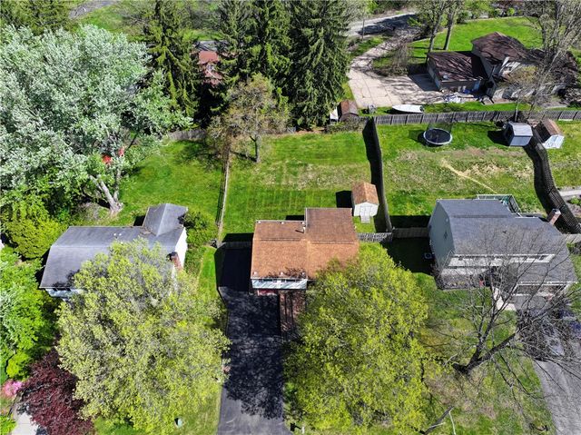 417 Linden Dr, West Deer, PA 15024