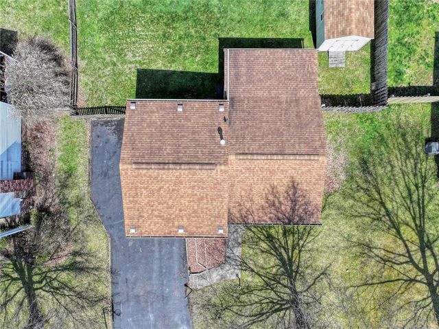 417 Linden Dr, West Deer, PA 15024
