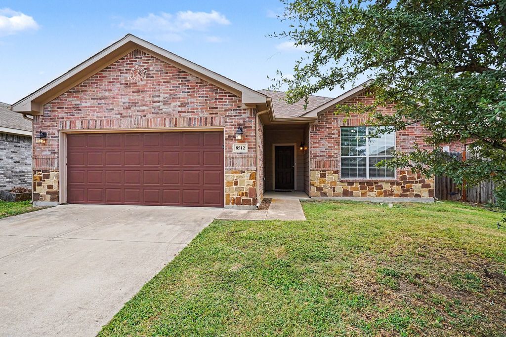 8512 Cumberland Gap Drive, Fort Worth, TX 76244