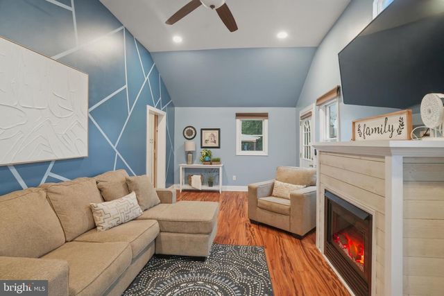 1930 CENTRAL AVE, Upper Chichester, PA 19061