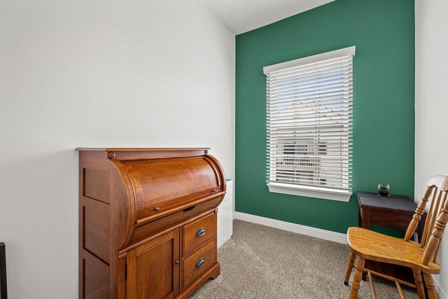 8517 Stratford ROAD, Oak Creek, WI 53154