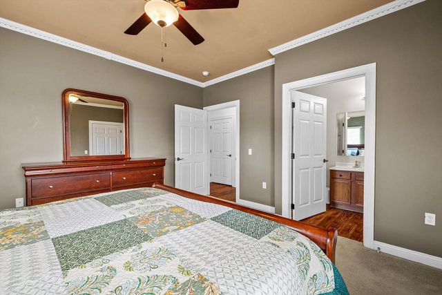8517 Stratford ROAD, Oak Creek, WI 53154