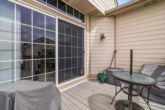 8517 Stratford ROAD, Oak Creek, WI 53154