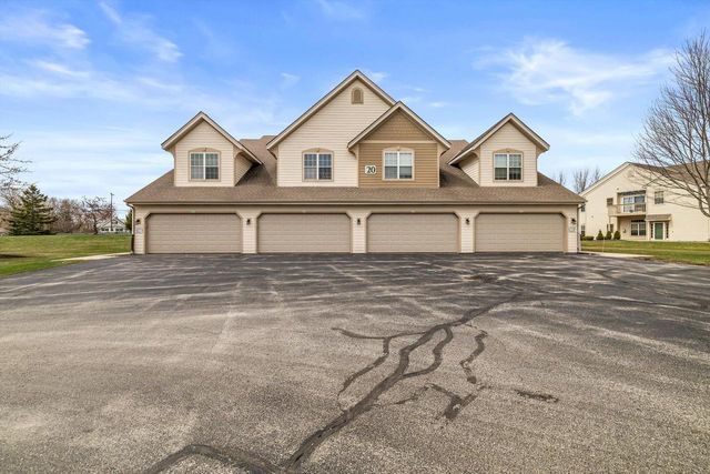 8517 Stratford ROAD, Oak Creek, WI 53154