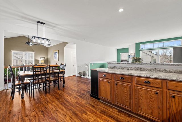 8517 Stratford ROAD, Oak Creek, WI 53154