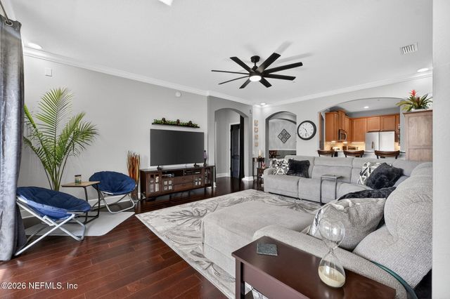 4480 DEERWOOD LAKE Parkway 454, Jacksonville, FL 32216