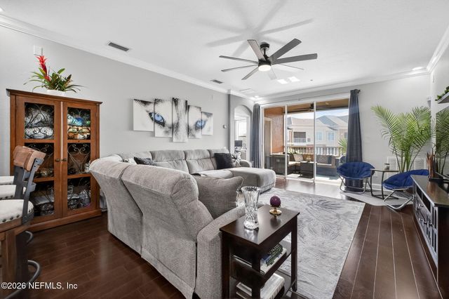 4480 DEERWOOD LAKE Parkway 454, Jacksonville, FL 32216