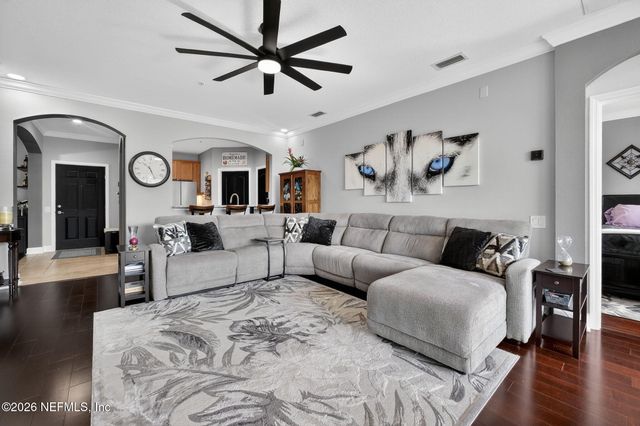 4480 DEERWOOD LAKE Parkway 454, Jacksonville, FL 32216