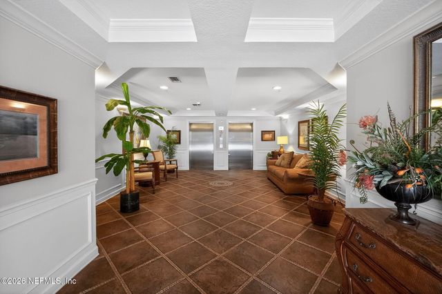 4480 DEERWOOD LAKE Parkway 454, Jacksonville, FL 32216